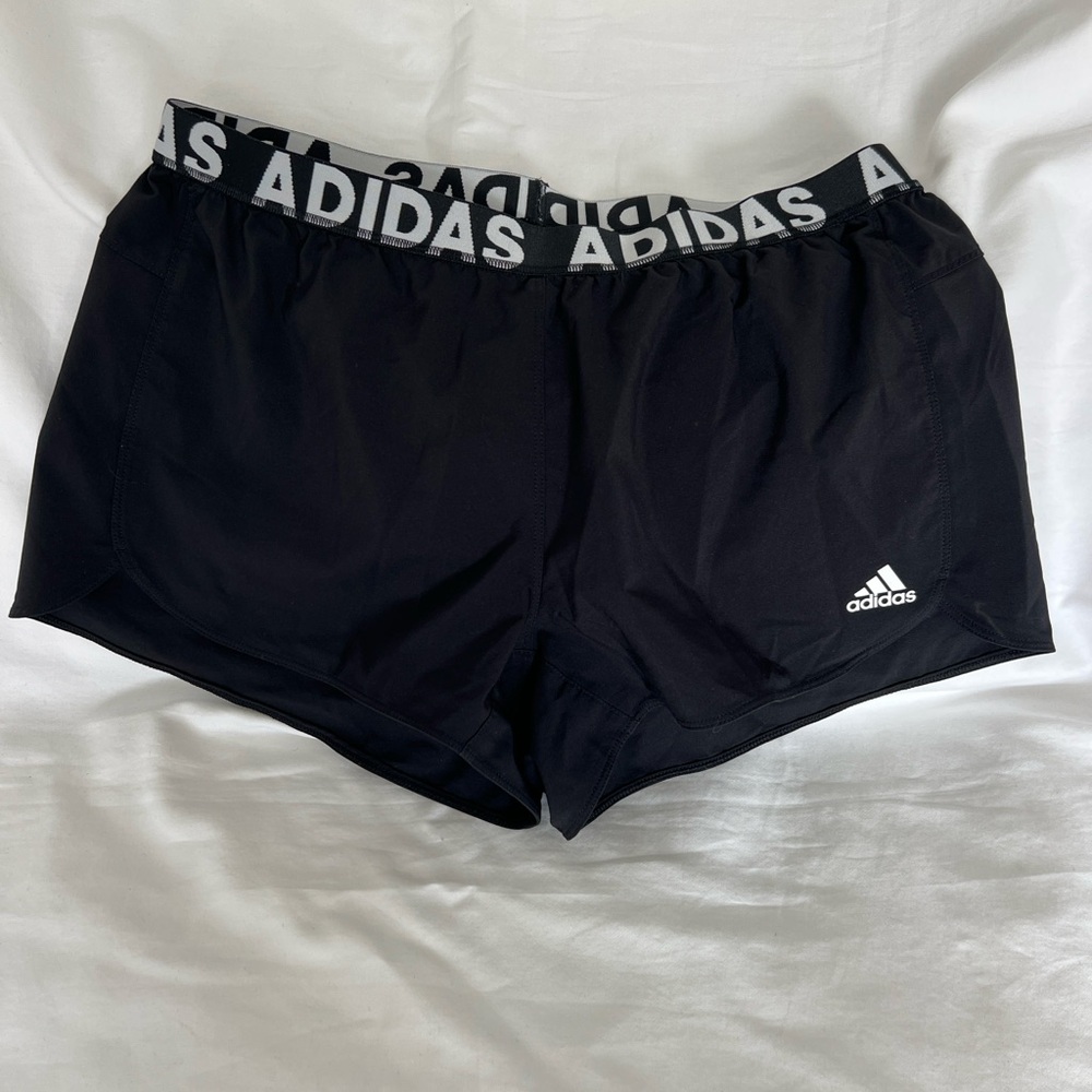 Adidas Black Aeroready Women’s Training Shorts Size Medium